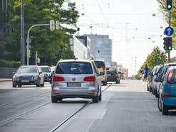 Auto im Straßenverkehr