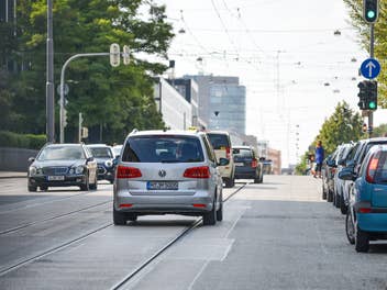 Auto im Straßenverkehr