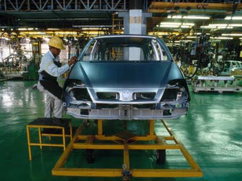 Ford und Renault bauen bald gemeinsam neue E-Autos.