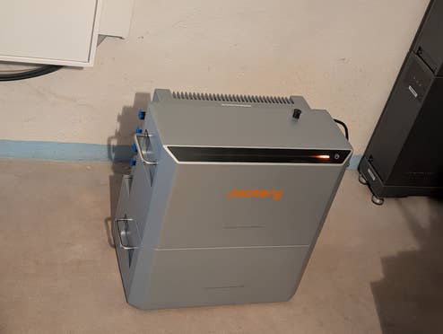 Jackery HomePower 2000 Ultra Frontansicht