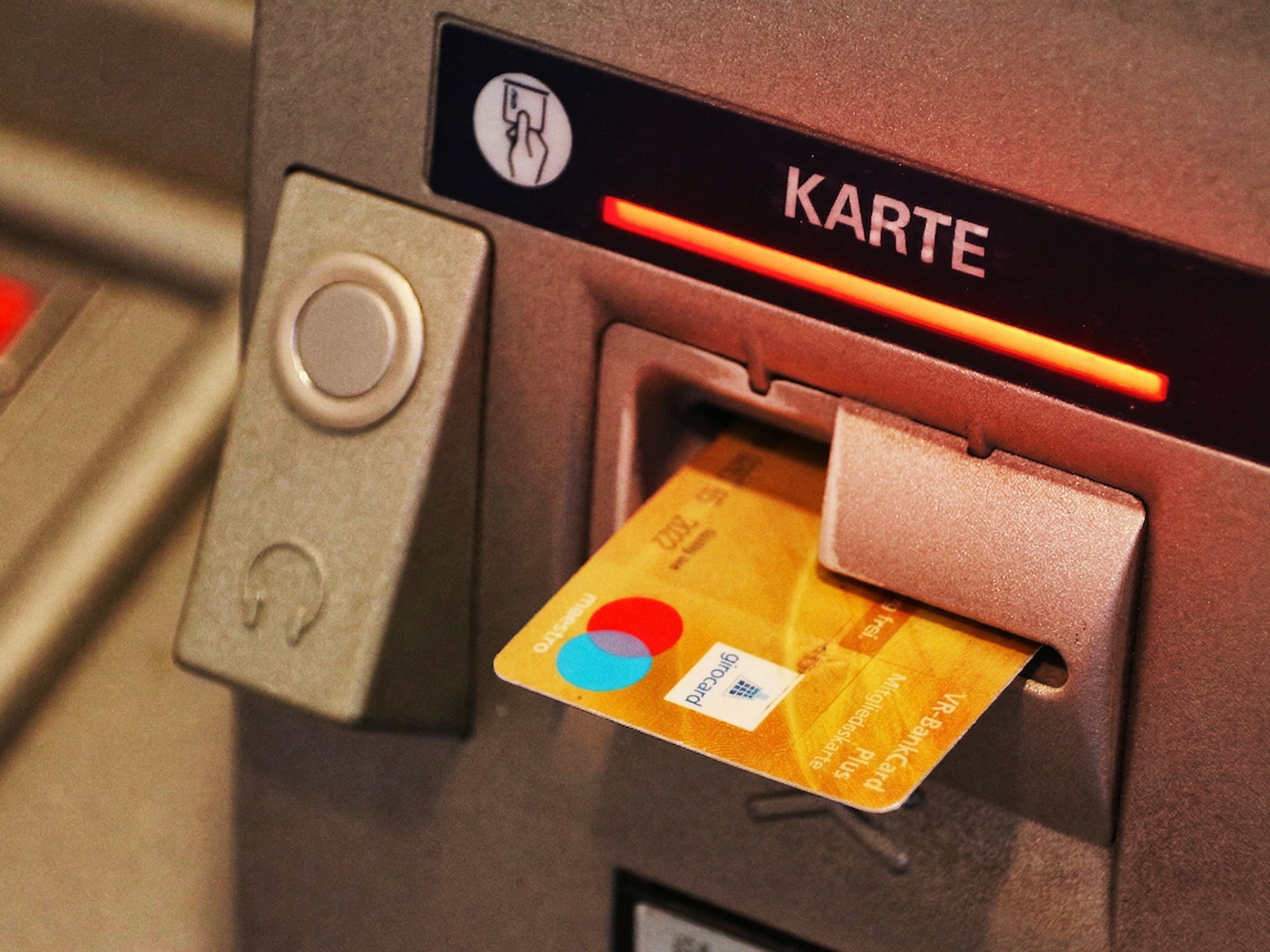 Bargeld: Deshalb lassen Banken ein legales Zahlungsmittel einfach verschwinden
