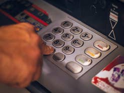 Bargeld-Knappheit an Bankautomaten