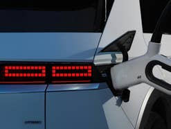 Ein Schlag ins Gesicht: Benziner und Diesel zerlegen das E Auto