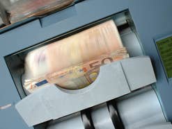 Betrugsmaschen fordern weitere Opfer Geld