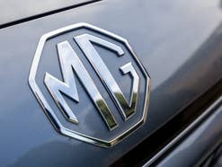 MG Logo an einem Auto