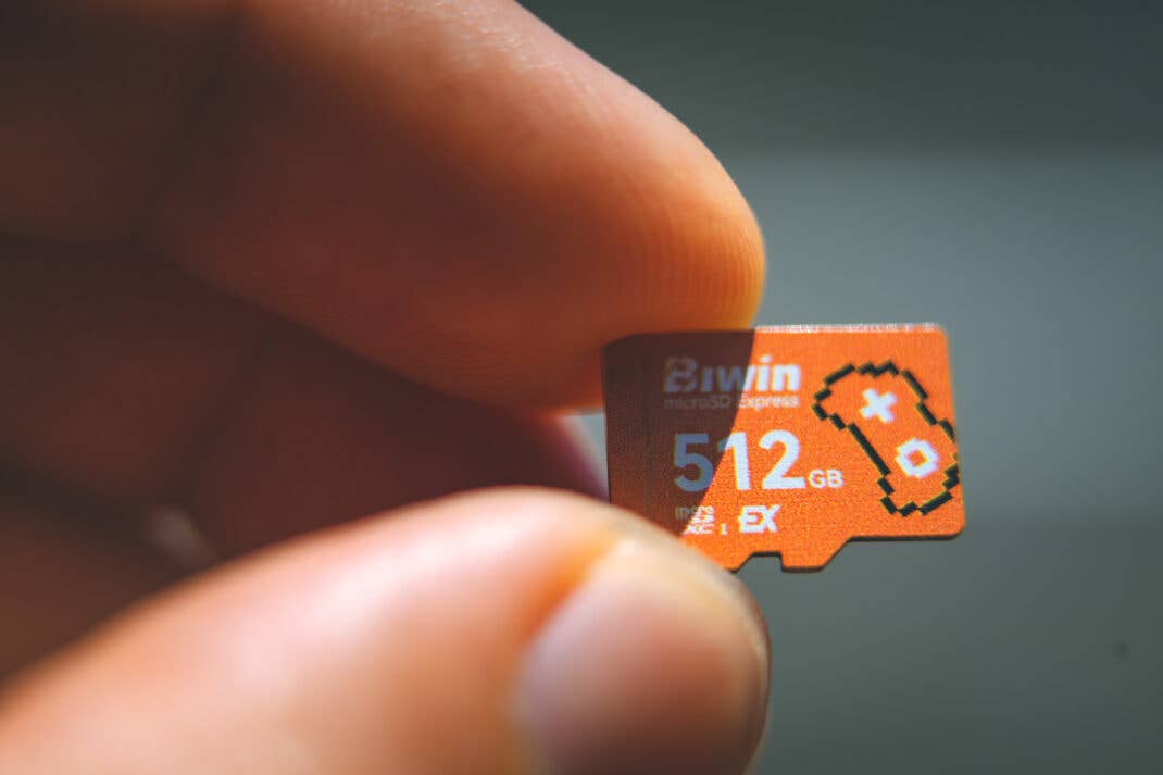 Biwin ME300: 2 Gramm, voll mit Technik und sauschnell