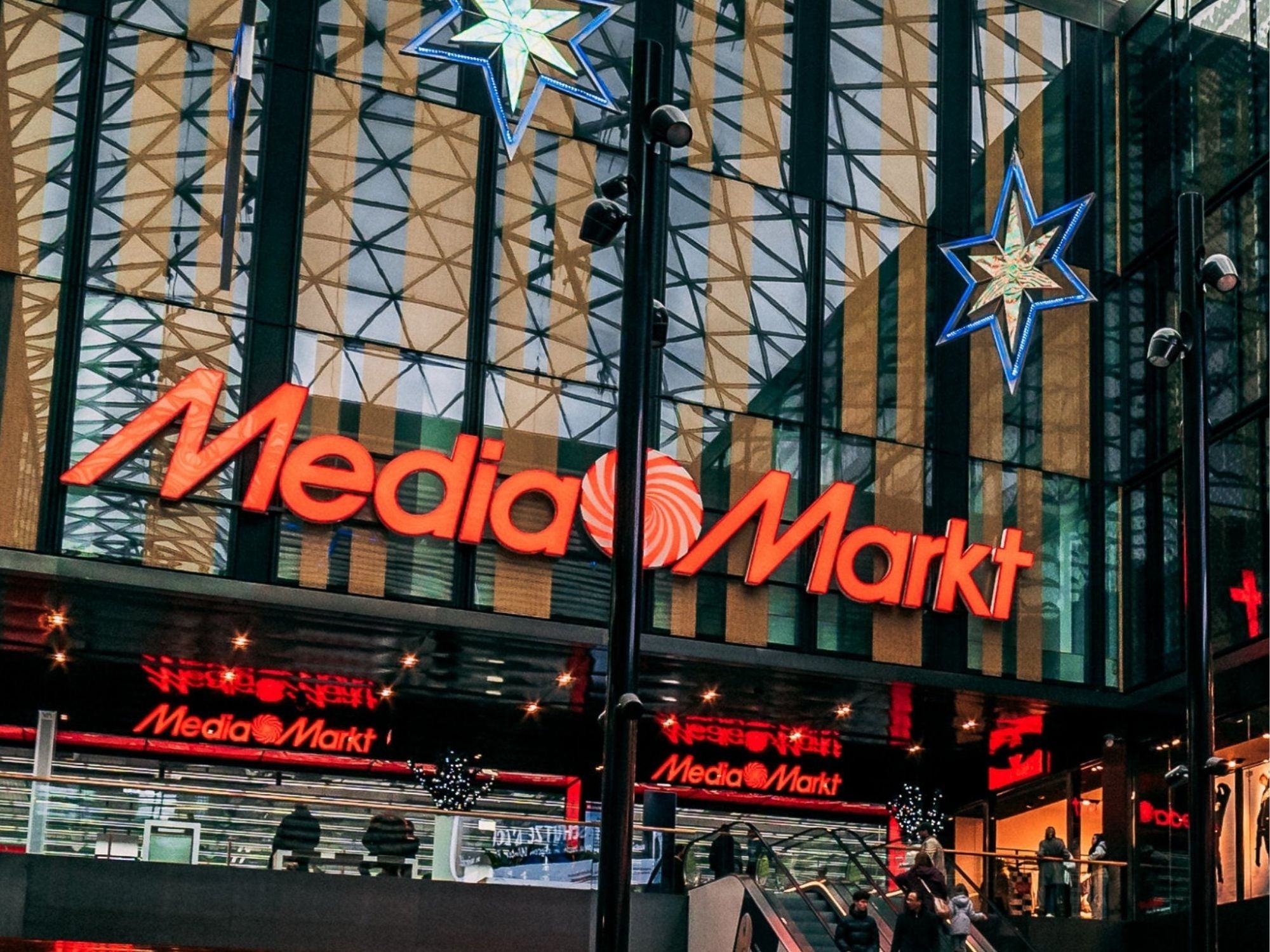 Black-Week-Deals-bei-MediaMarkt-LG-Samsung-und-Co-fliegen-aus-dem-Lager