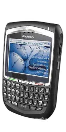 Blackberry 8700g schräg von vorne