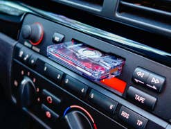 Blitzer-Warner aufs Autoradio holen jetzt möglich: So geht's