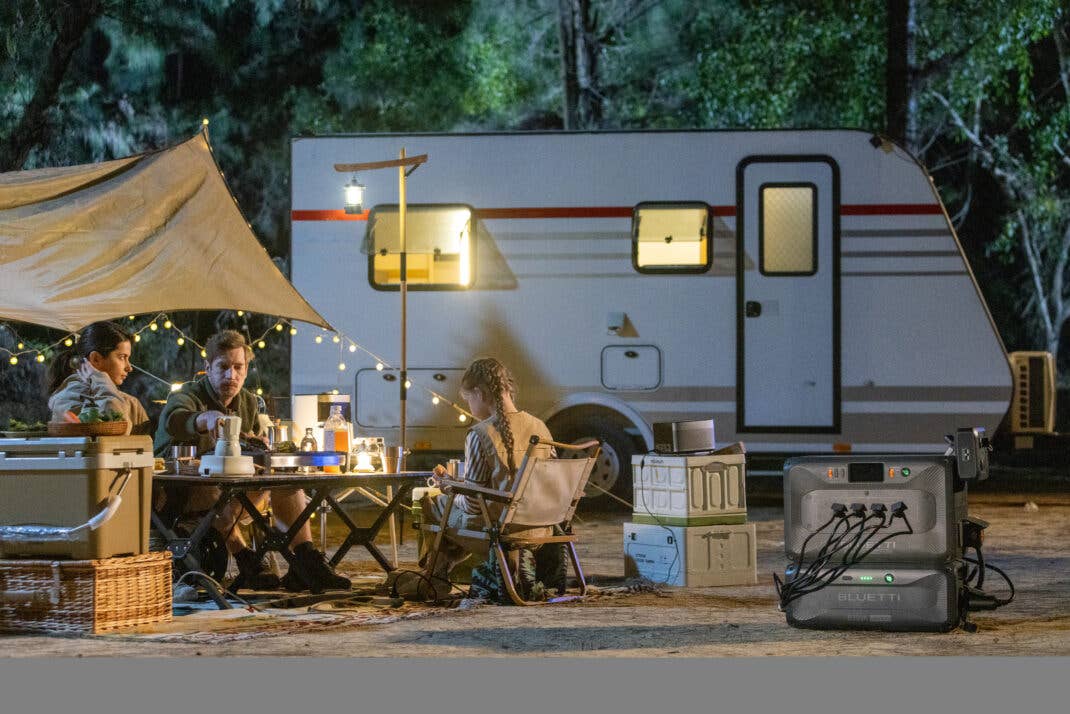 Bluetti Apex 300