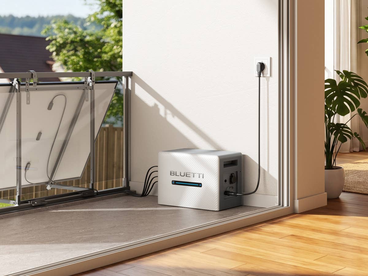 Balco 260 auf einem Balkon Der Stromspeicher Balco 260 auf einem Balkon