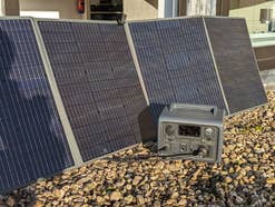 Bluetti EB3A Powerstation mit Solar-Panel