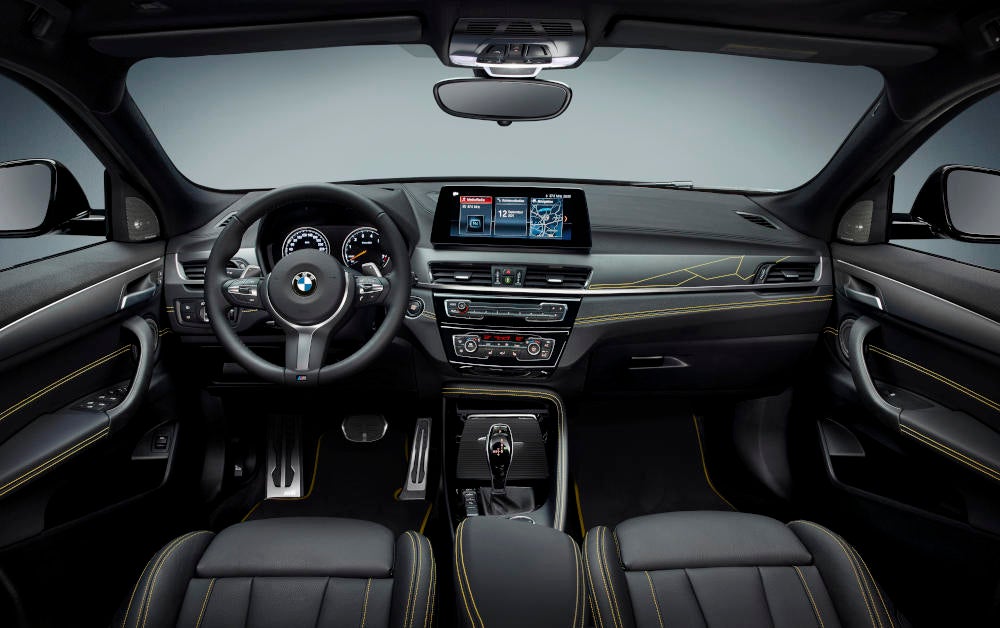 BMW X2 Edition GoldPlay Interieur.