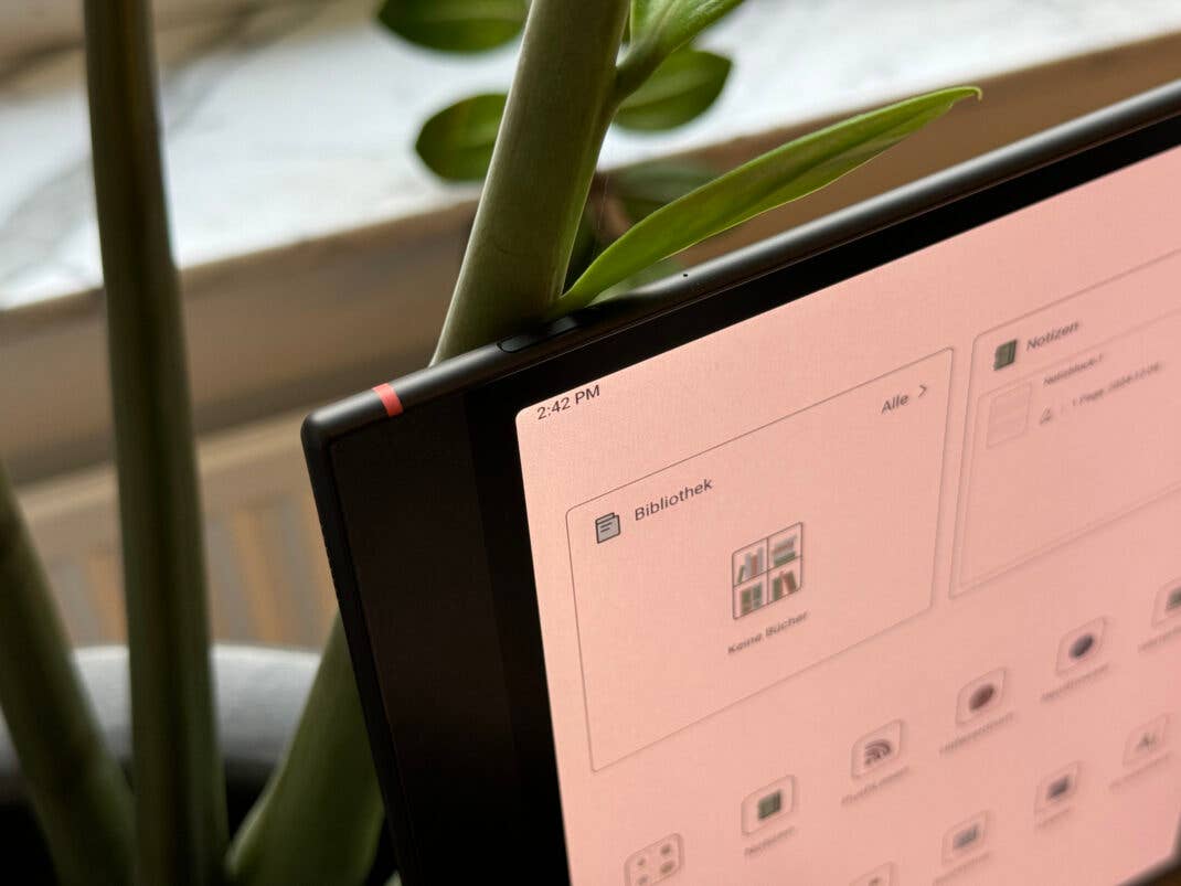 Power-Button und Fingerabdrucksensor im Boox Note Air4 C