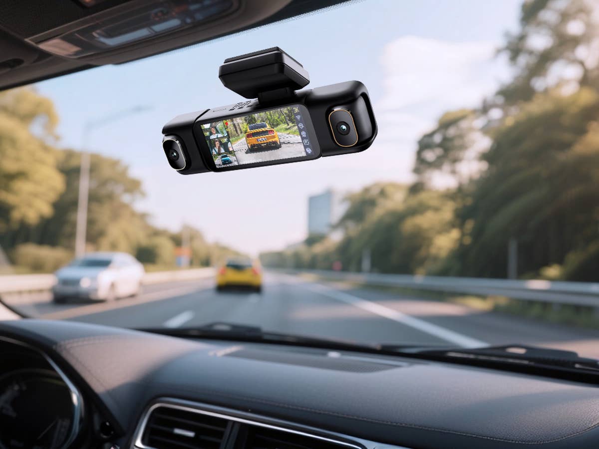 botslab-g980h-4-channel-dashcam-in-car Botslab G980H 4-Kanal-Dashcam in einem Auto