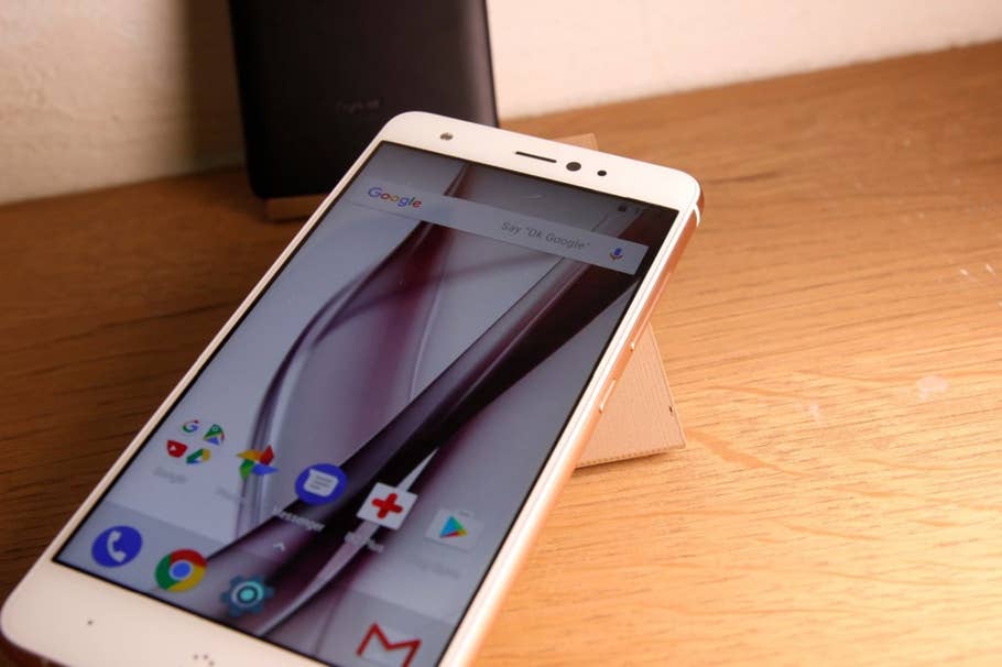 BQ Aquaris X: Hands-On