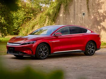 BYD Han mit versenkten Türgriffen