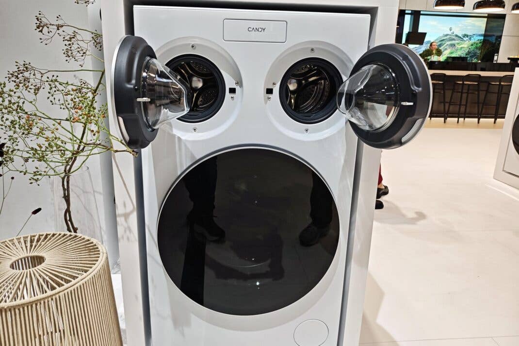 Candy-Waschmaschine mit drei Trommeln