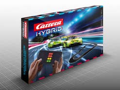 Karton des neuen Carrera Hybrid Sets