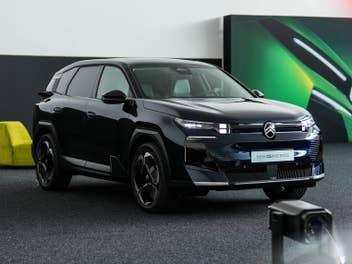 citroen-ec5-aircross-seitlich-vorn-pre-shot citroen-ec5-aircross-seitlich-vorn-pre-shot