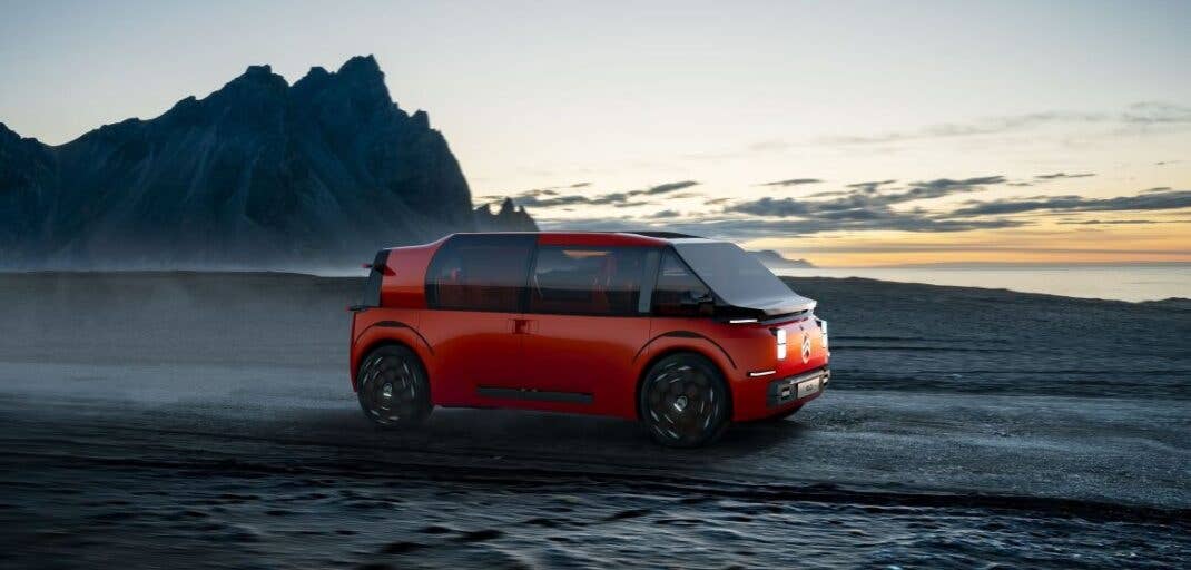 Citroen ELO in der Seitenansicht.