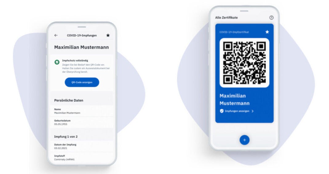 Zwei Screenshots des digitalen Impfpasses CovPass mit Daten und QR-Code