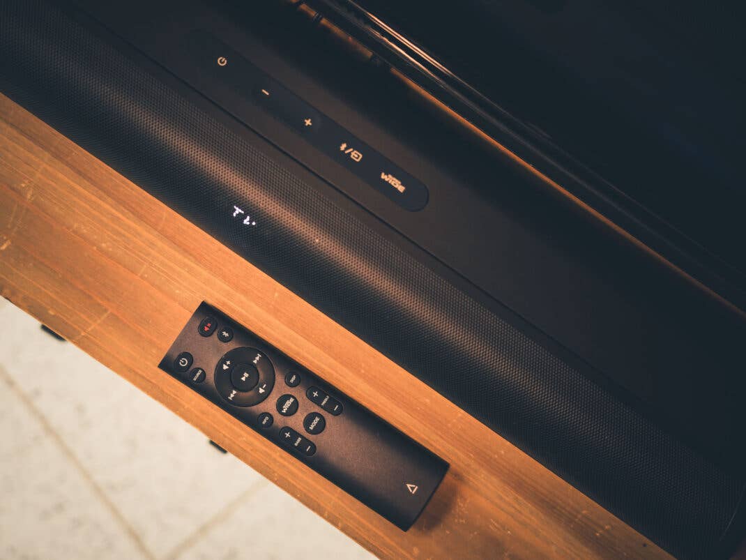 Der Klang der Creative Stager Pro Soundbar ist wirklich gut – bei Filmen.