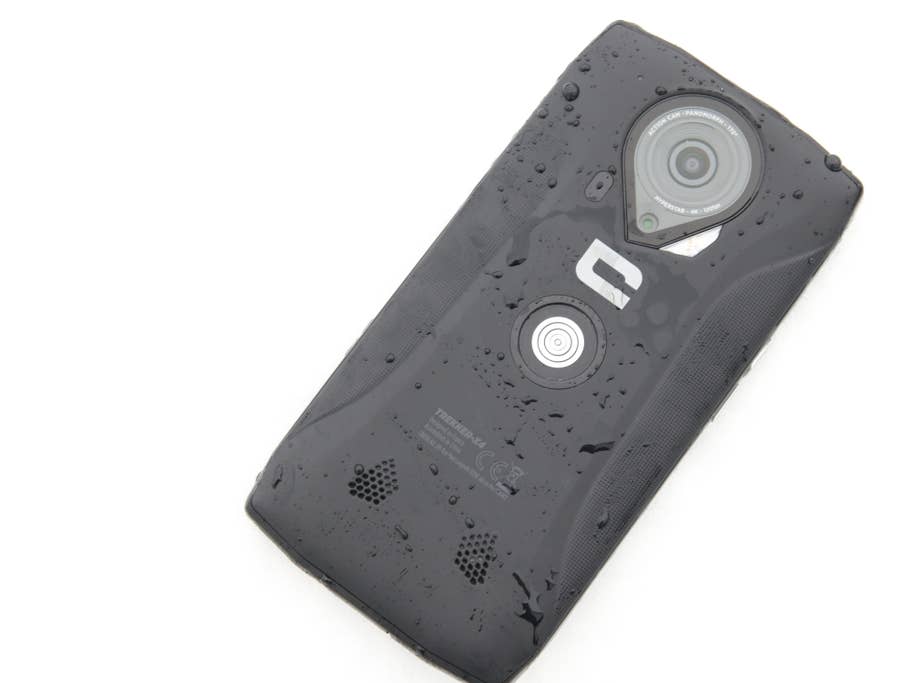 Die Rückseite des Crosscall Trekker-X4