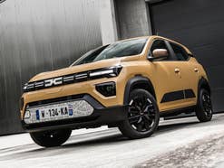 Dacia Spring (2026) in der Frontansicht.