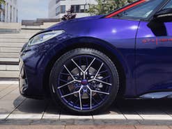 VW ID.3 FIre & Ice in der Seitenansicht.