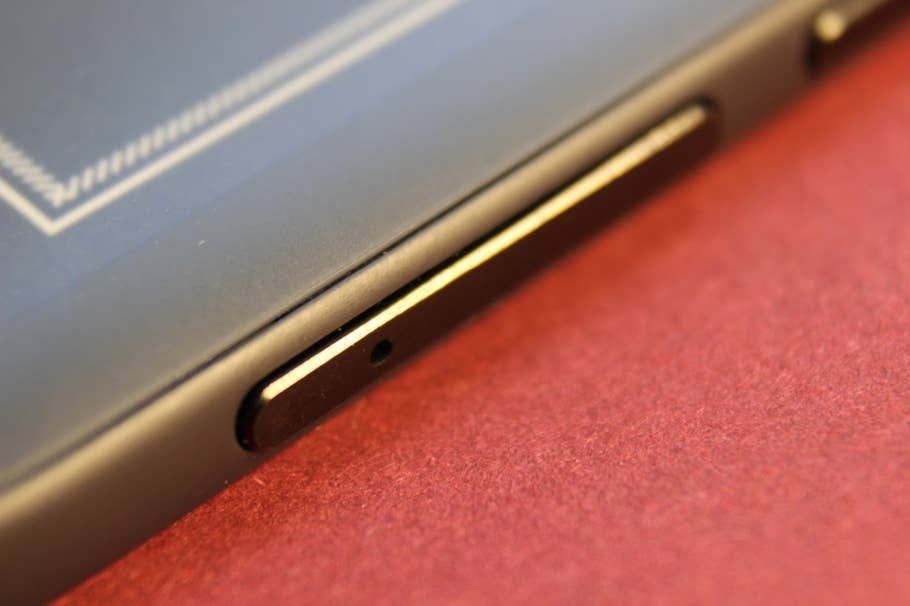 Das Yotaphone 2 im Test