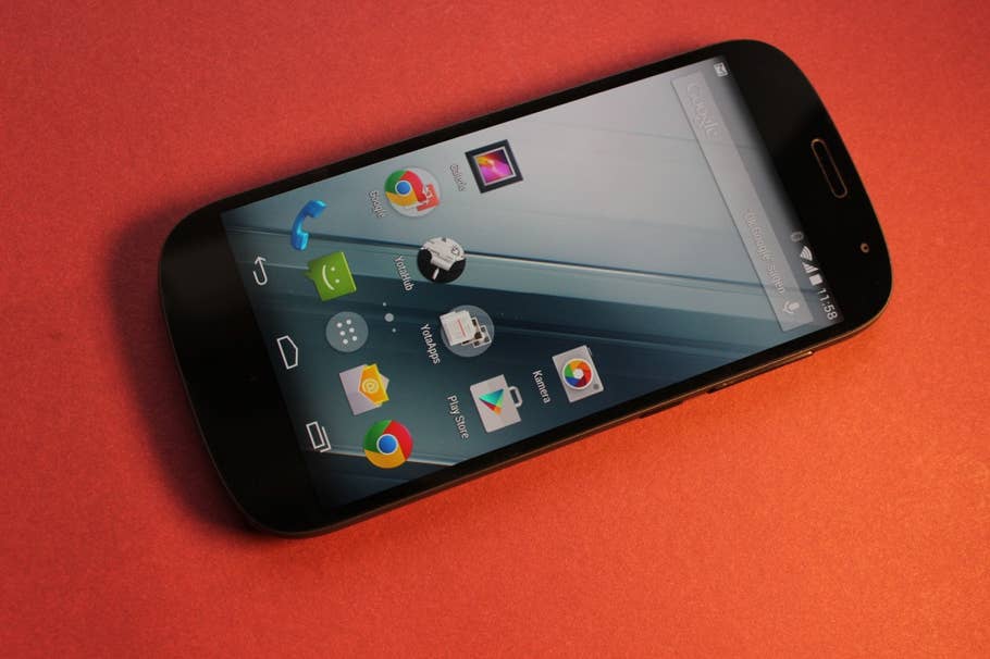 Das Yotaphone 2 im Test