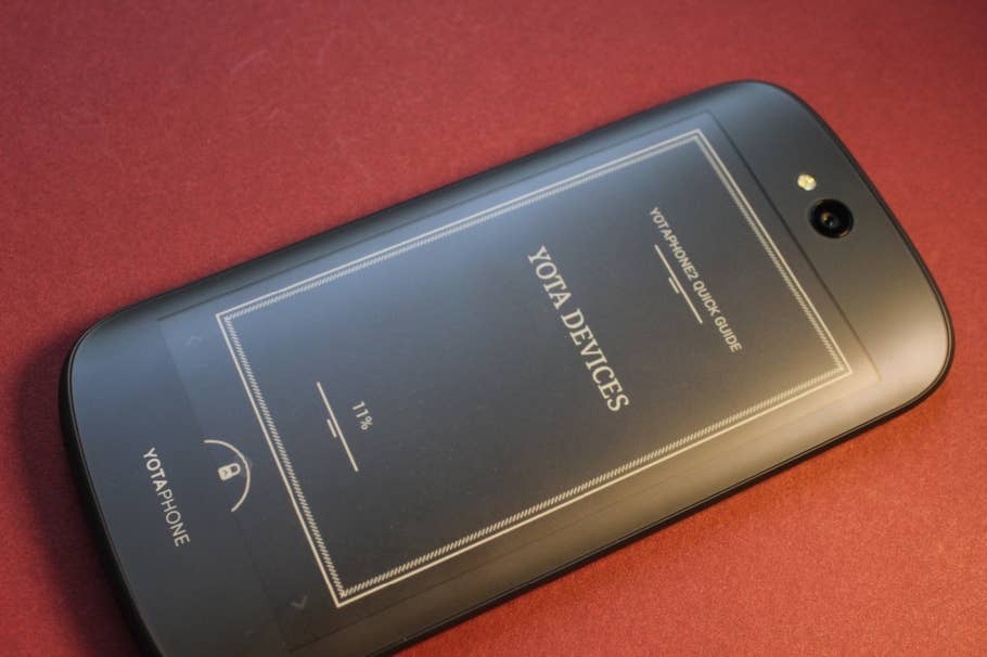 Das Yotaphone 2 im Test
