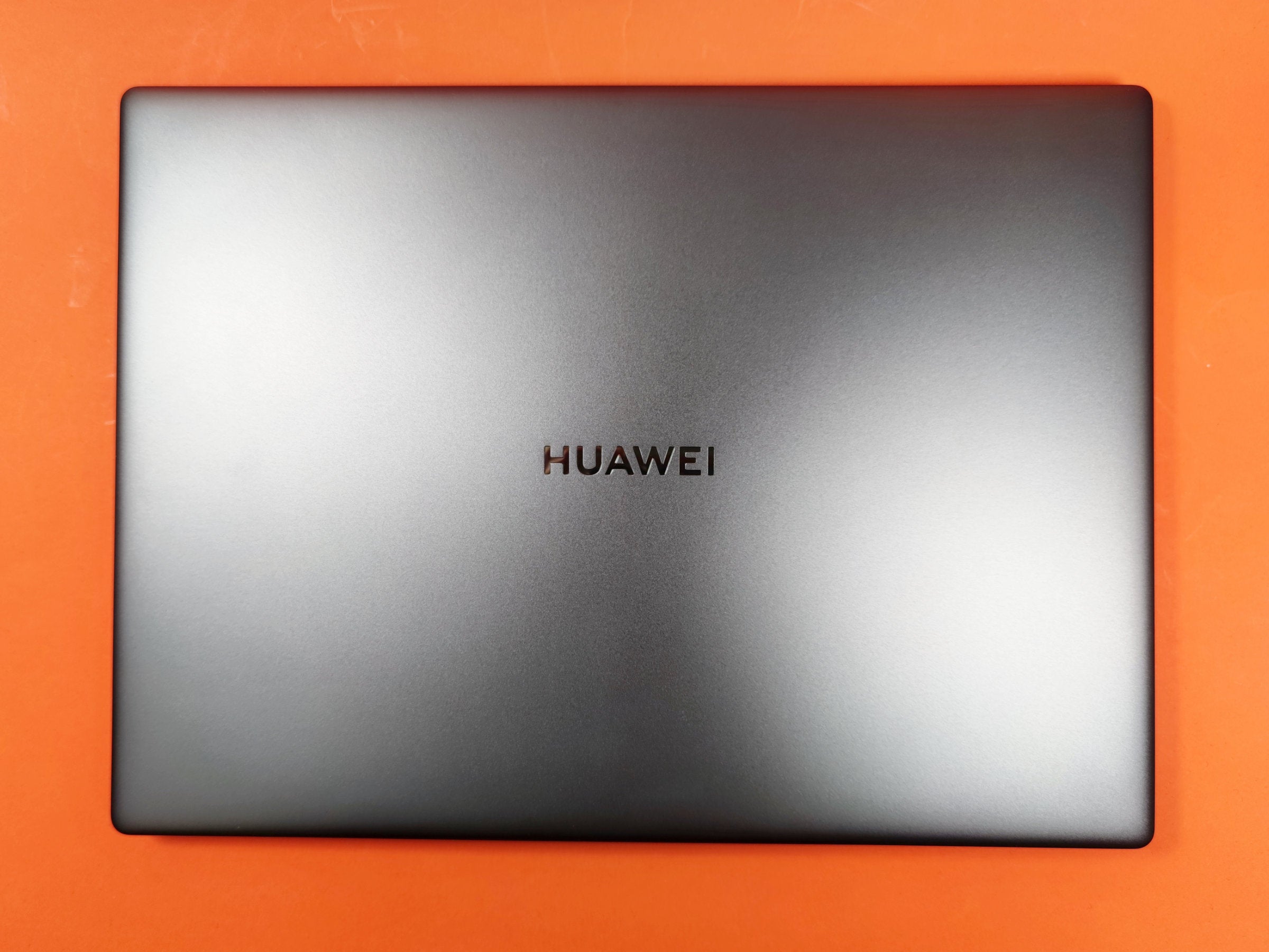 Deckel des Huawei Matebook 14