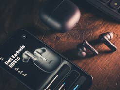 AirPods-Alternative von Dell: Kopfhörer mit Geheimnis im Stiel