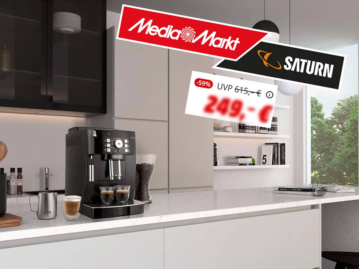 delonghi-magnifica-s-ecam21.116.b-mediamarkt-offer Ein Kaffeevollautomat von De'Longhi, der ein einer Küche steht. Daneben das MediaMarkt-Logo sowie ein aktuelles Angebot mit 51 Prozent Rabatt.