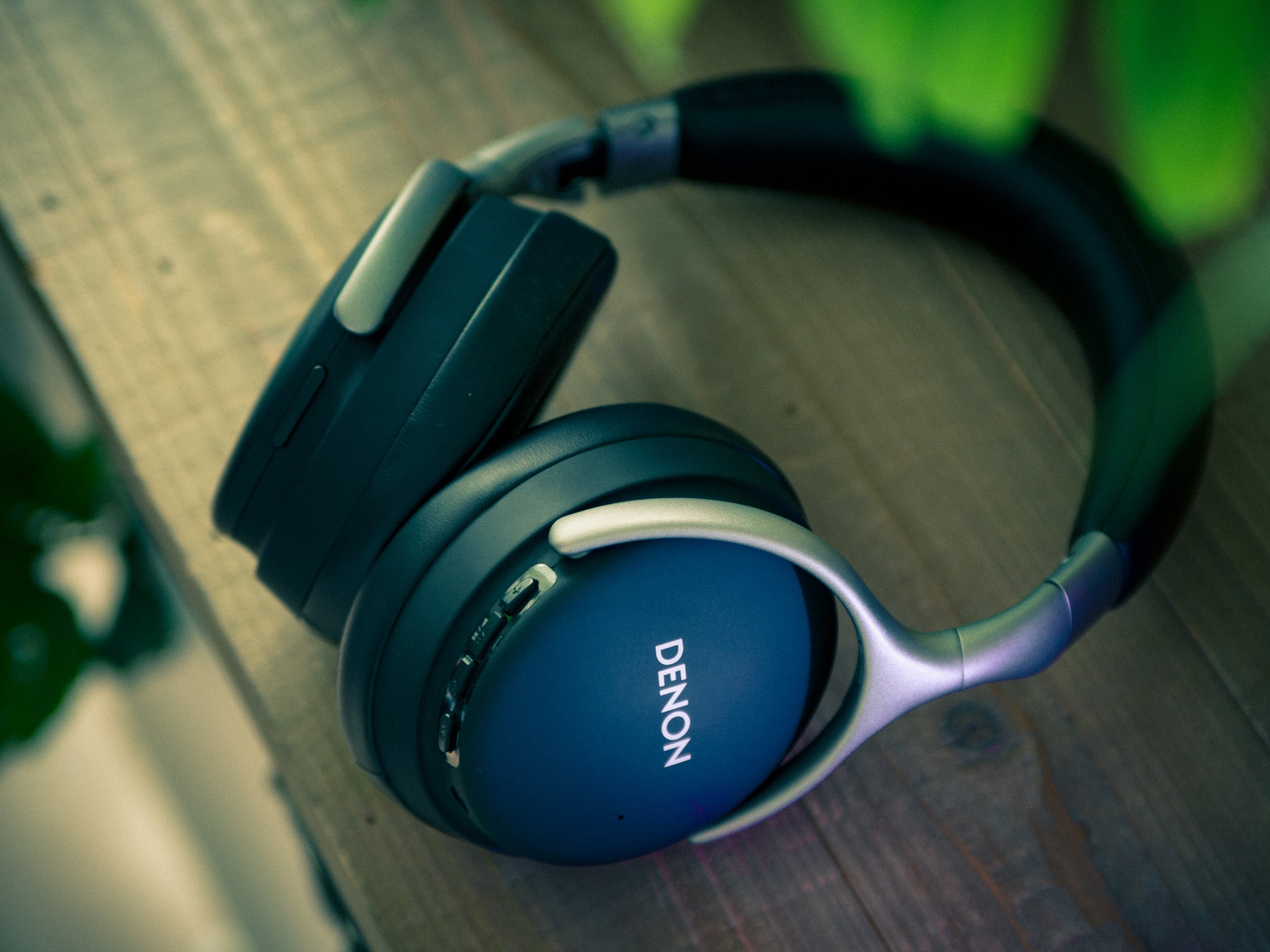 Denon ワイヤレスヘッドホン Bluetooth/ノイズキャンセリング対応 ブラック AH-GC20