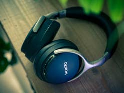 Denon AH-GC30: Edel-Kopfhörer im Test