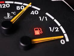 Der Sprit geht aus: Erste Zapfsäulen sind leer