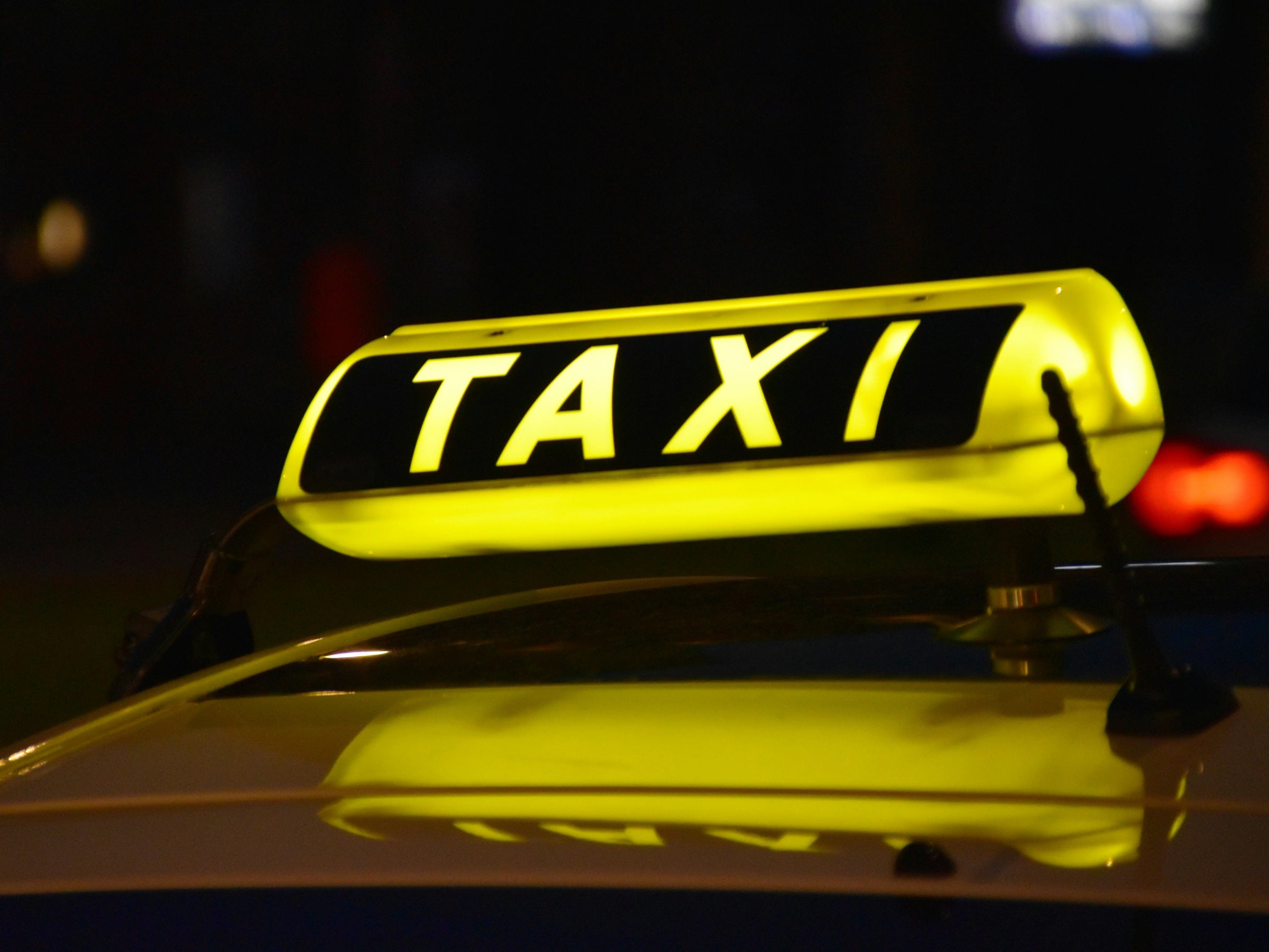 Hättest du es gewusst? Deshalb sind Taxis in Deutschland beige