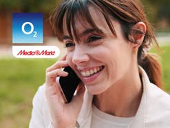 Eine Frau telefoniert