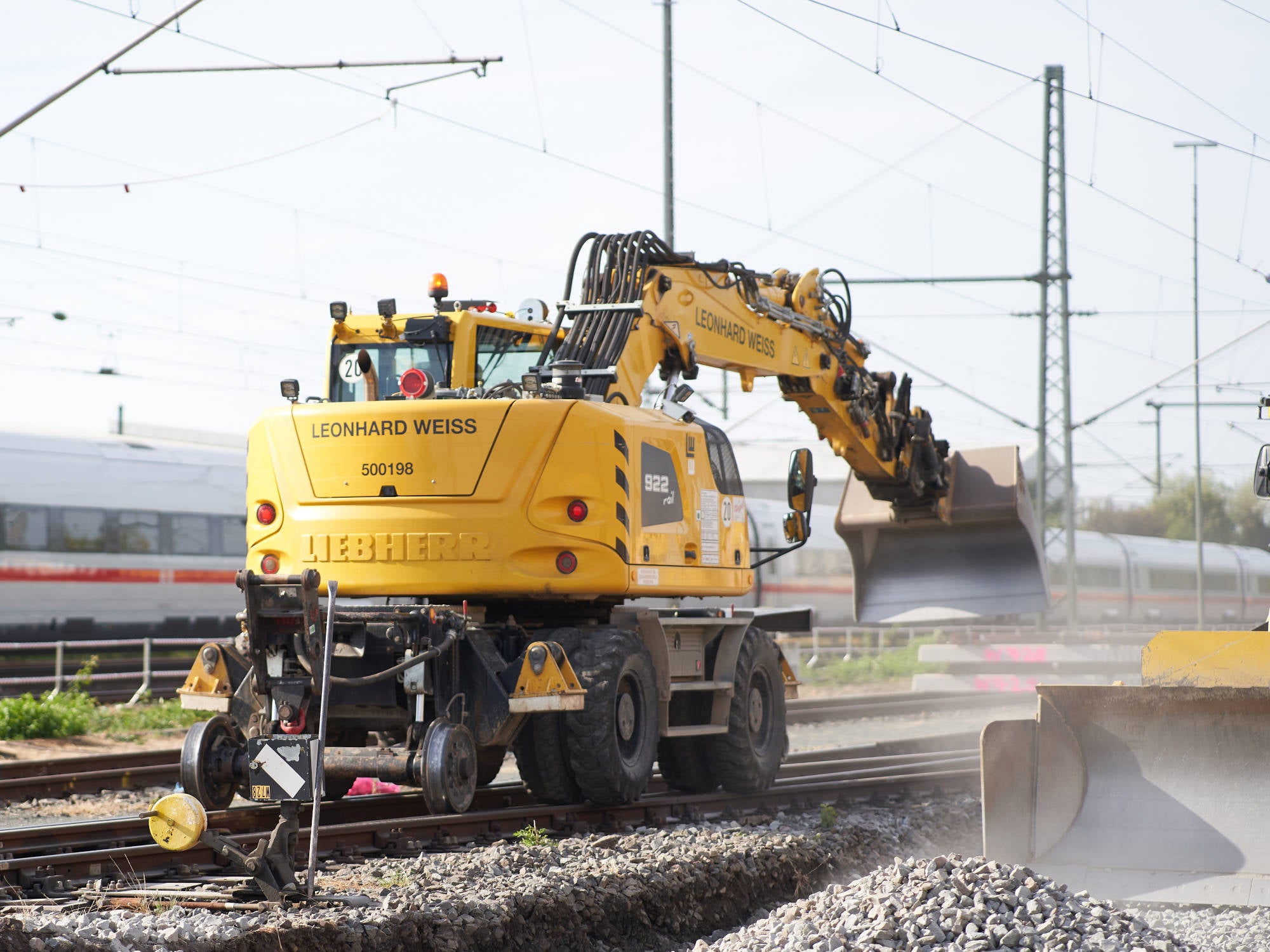 #Deutsche Bahn sperrt 40 wichtige Bahnstrecken komplett