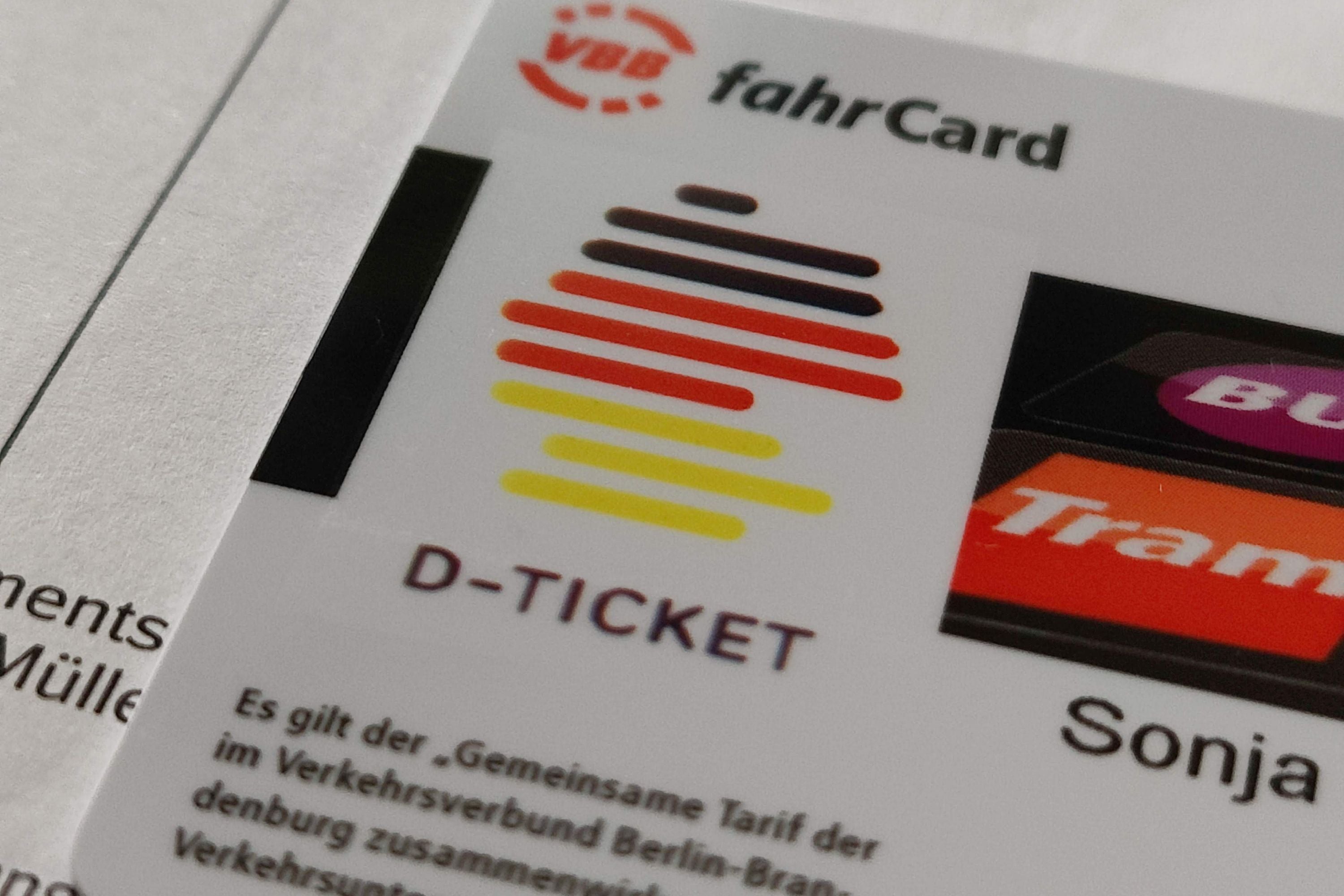 #Deutschlandticket: Bahn warnt vor möglichen Fehlern bei Ticket-Kontrolle