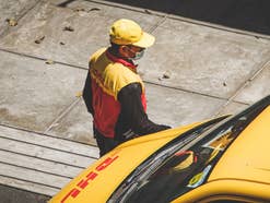 DHL, Paketdienst