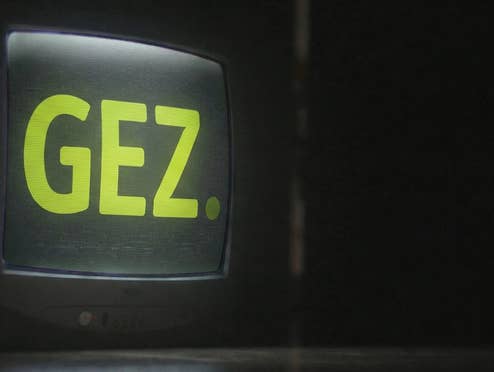 GEZ: Lügen ARD und ZDF? Was hinter den Vorwürfen steckt ARD, ZDF und GEZ: Muss der Rundfunkbeitrag weg?