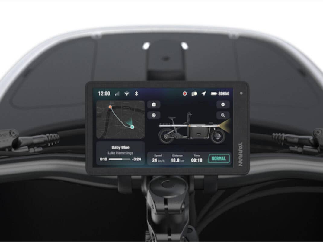 Das 5,2-Zoll-Farbdisplay des Tarran T1 Pro.