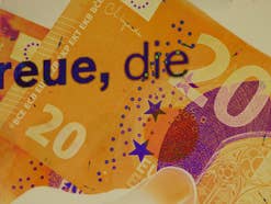 DKB und Postbank zeigen, was sie von treuen Kunden halten
