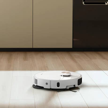Foto: Saug-wisch-roboter Dreame L40 Ultra Saugroboter