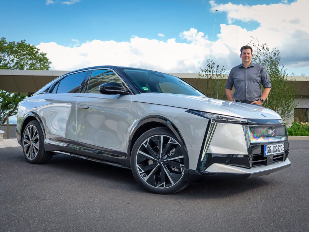 DS-N-8-im-Test-Premium-in-der-E-Auto-Mittelklasse