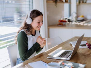 Du suchst einen zuverlässigen Internetanbieter für Zuhause? Hier ist das Preis-Leistungs-Verhältnis top